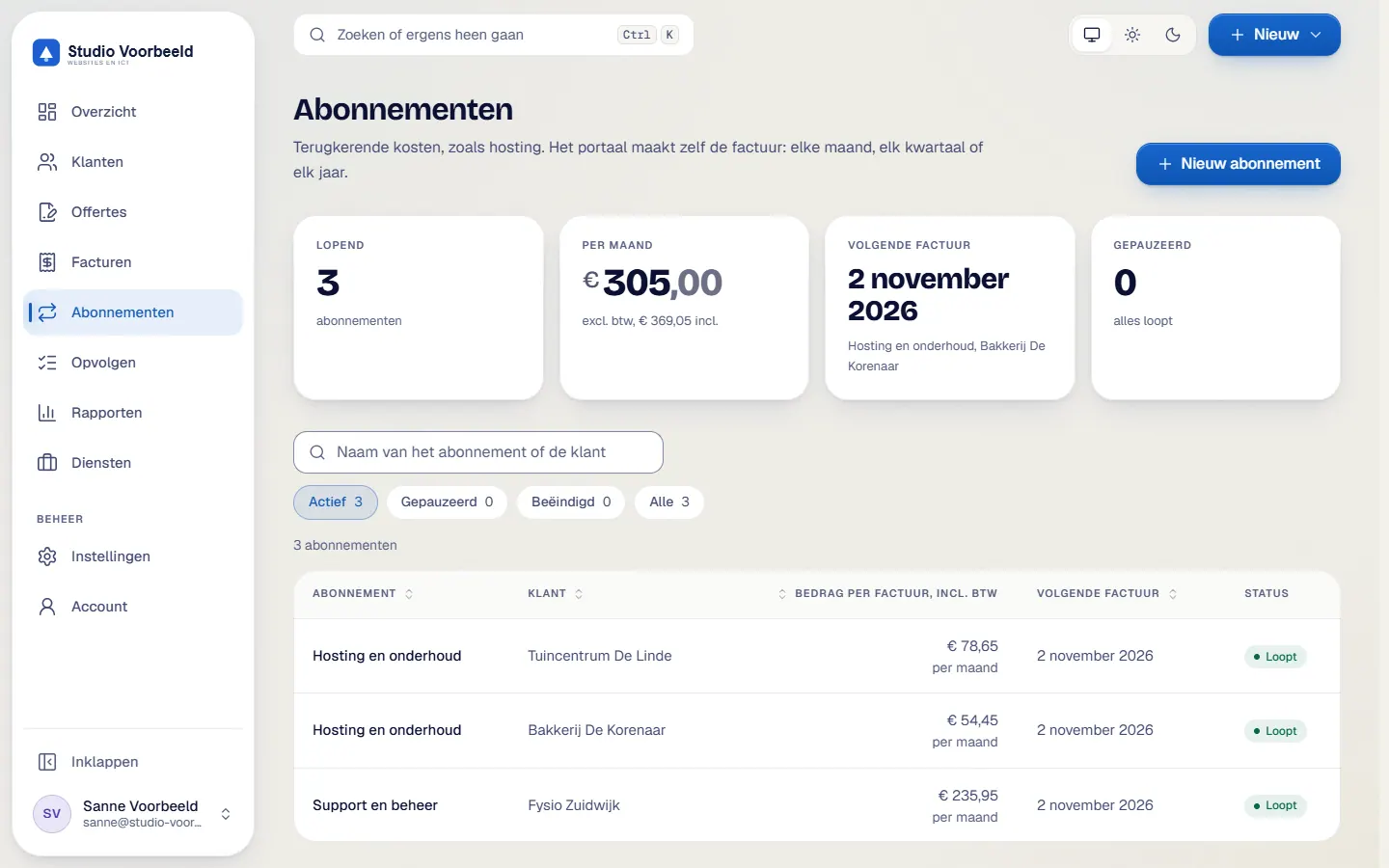 Het overzicht van abonnementen met het maandbedrag en de volgende factuurdatum per regel. Zo zie je wat er terugkomt.